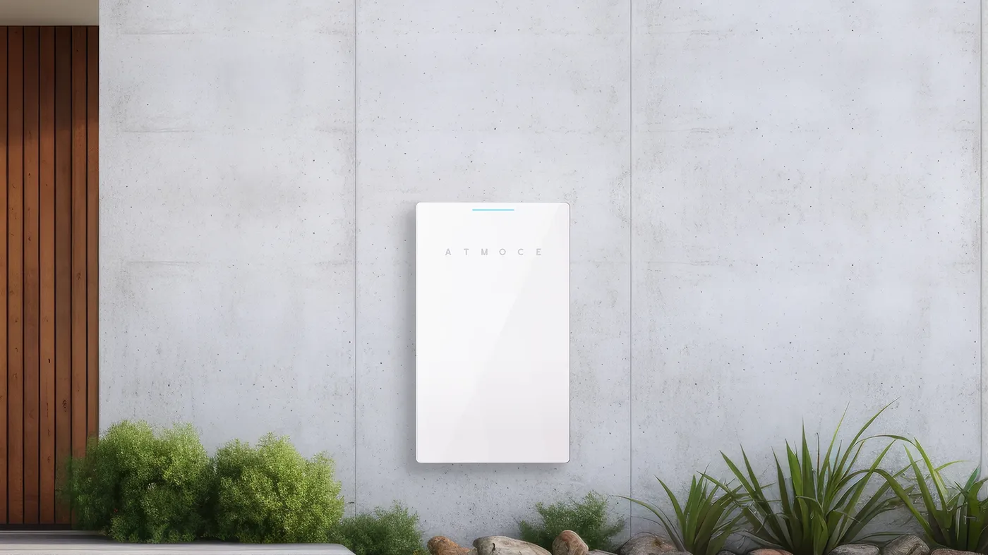 ATMOCE M-ELV home battery on an exterior wall